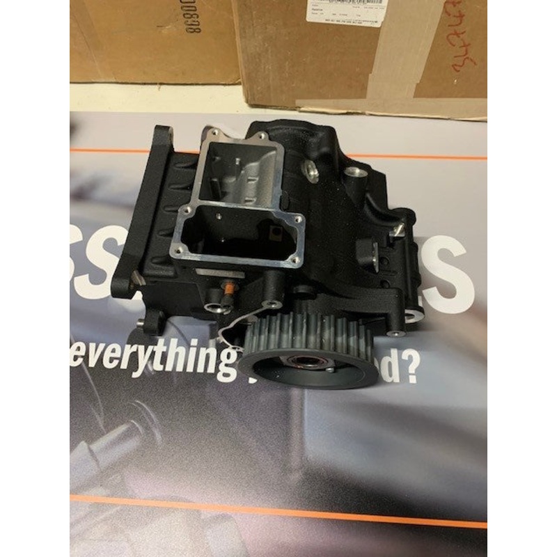 Harley-Davidson  Transmission 6 Speed Case Gears Housing  34747-06C