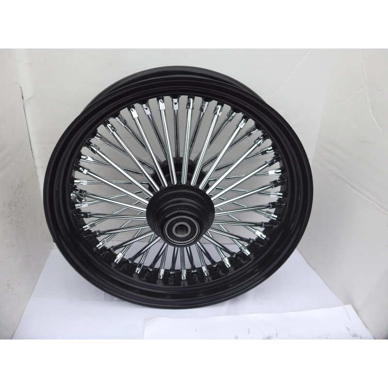 Harley Davidson 21×3.5 King Spoke Fat Spoke Front Wheel In black and Chrome Ultima 37-524