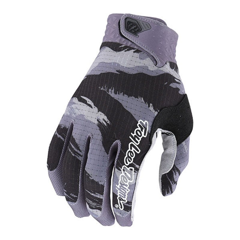 Troy Lee Designs – Air Brushed Camo Gloves