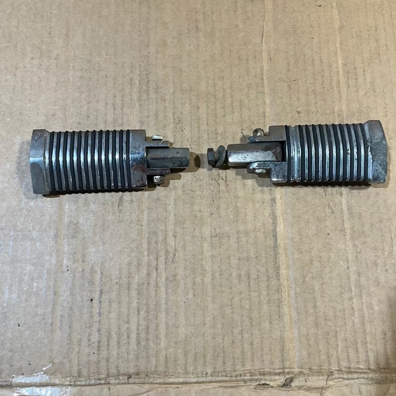 USED – Chrome Popsicle Style Chopper Pegs